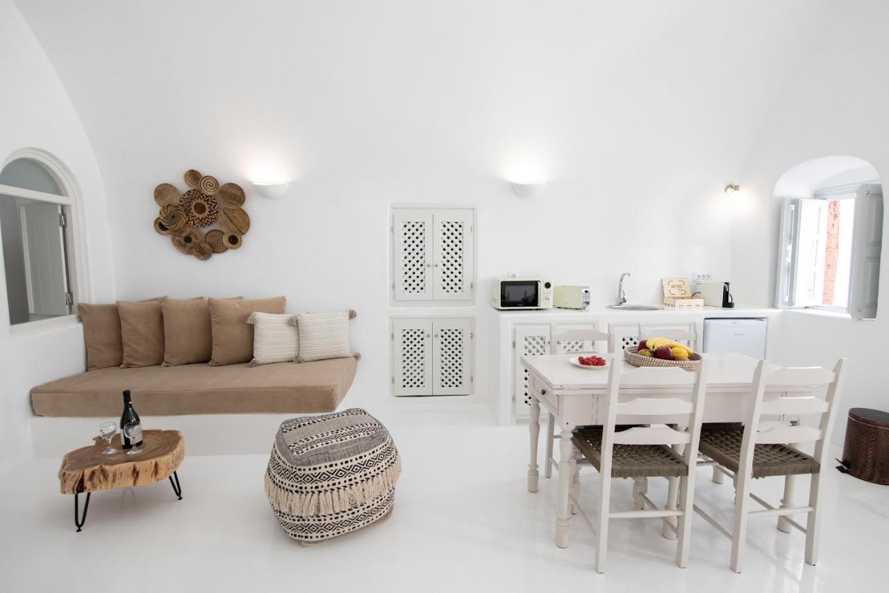 Ambi Villas Santorini Oia  Exterior photo