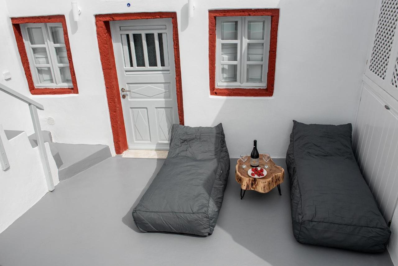 Ambi Villas Santorini Oia  Exterior photo