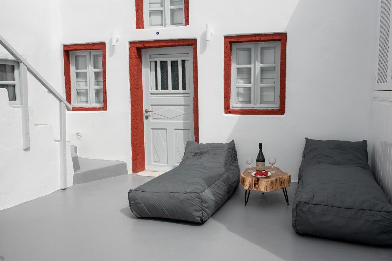 Ambi Villas Santorini Oia  Exterior photo